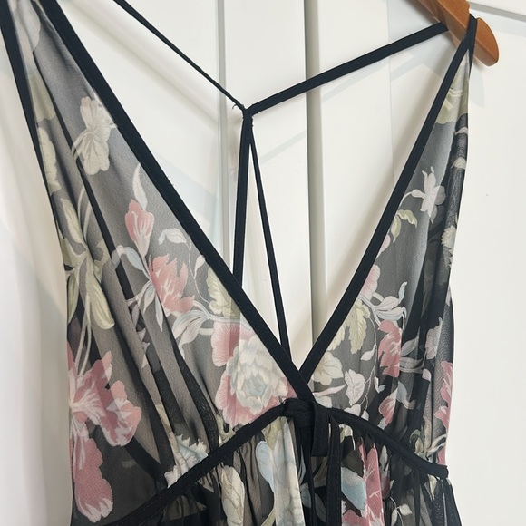 Linda Montreal Sheer Floral Mesh Boudoir Slip Strappy Back Y2K Maxi Nightgown - Picture 4 of 13